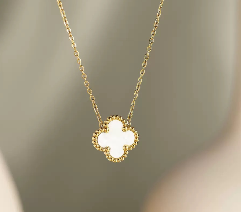 Elegant Four-Leaf Clover Necklace for Women Single Flower Double-Sided Pendant Black and White Mother-of-Pearl Red Agate Rose Gold Collarbone Chain Leisure Style Copper